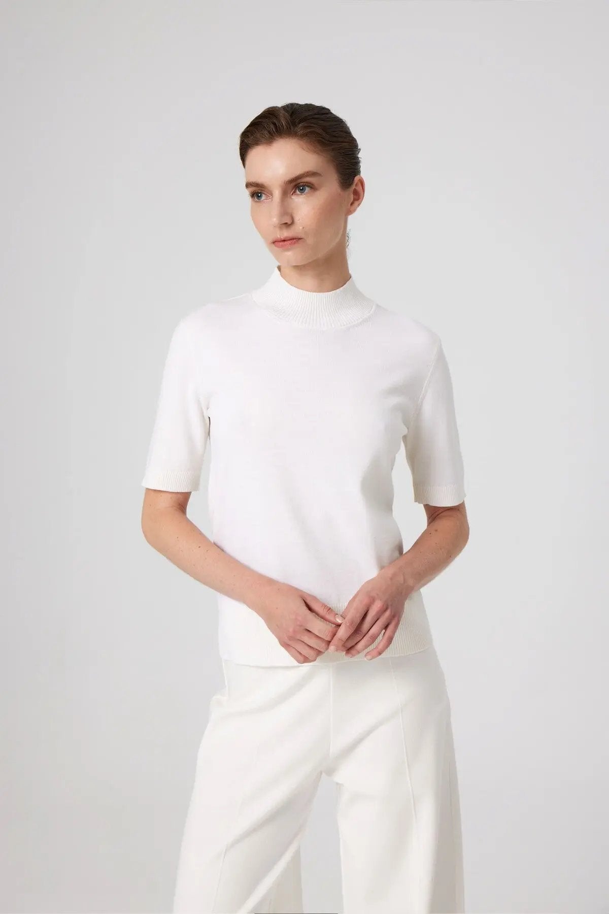 Ekru Yarım Balıkçı Yaka Kadın Kazak  Mısırlı 1951