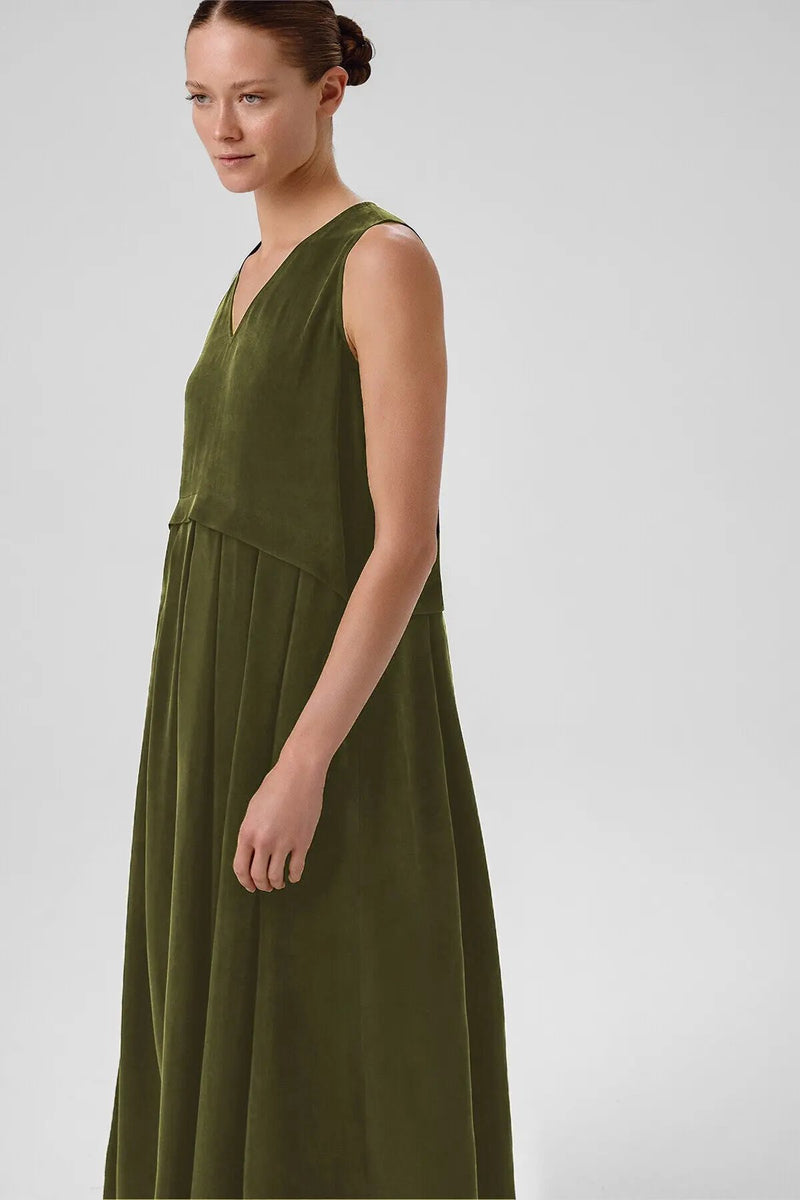 Haki Eteği Pileli Kolsuz Uzun Elbise  Mısırlı 1951