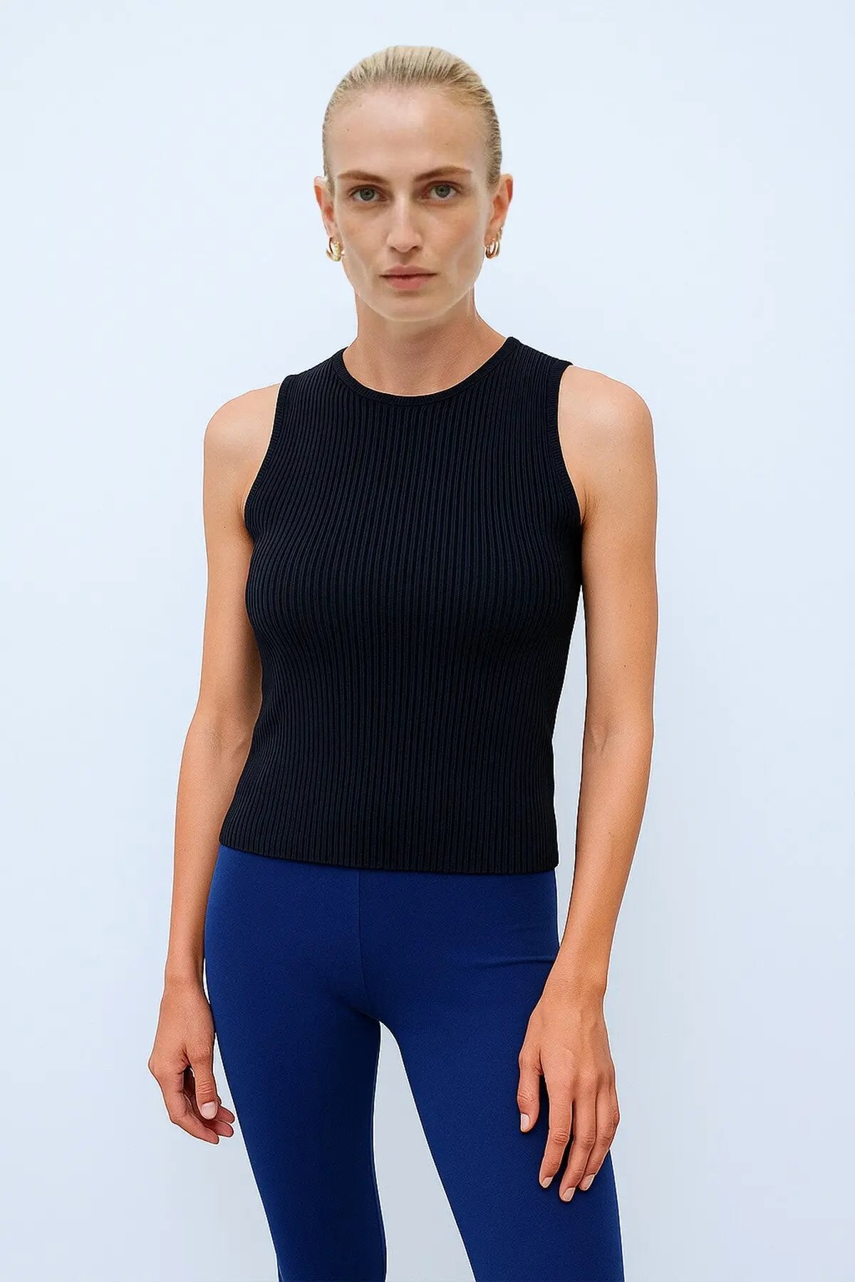 Halter Yaka Siyah Triko Crop Top  Mısırlı 1951