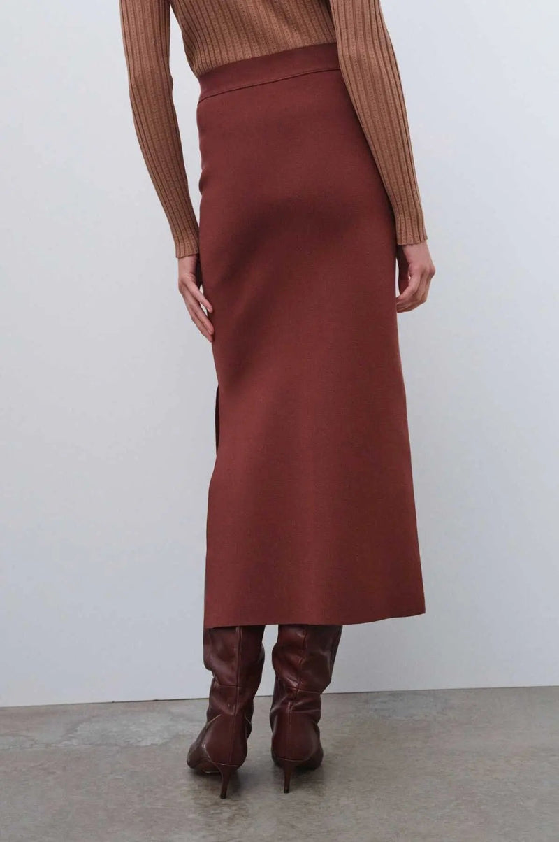 Kahverengi Yırtmaç Detaylı Midi Etek