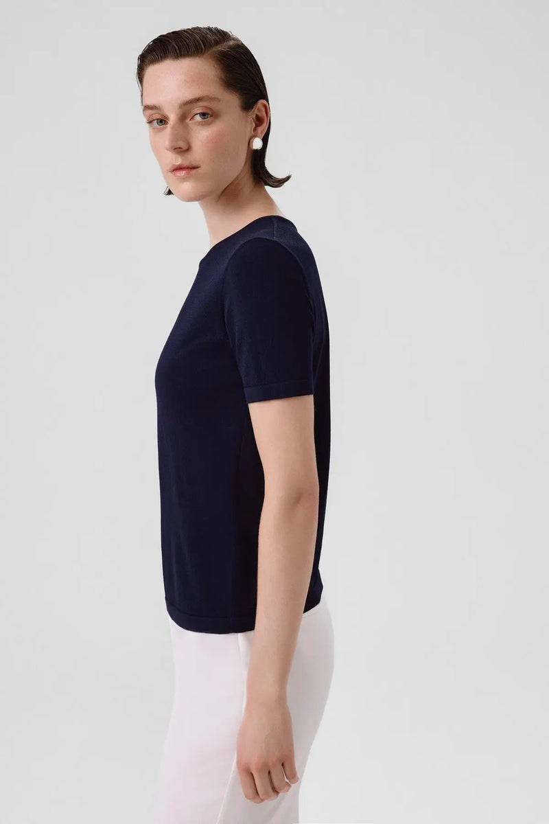 Lacivert Bisiklet Yaka Kısa Kollu Kadın Tişört  Mısırlı 1951