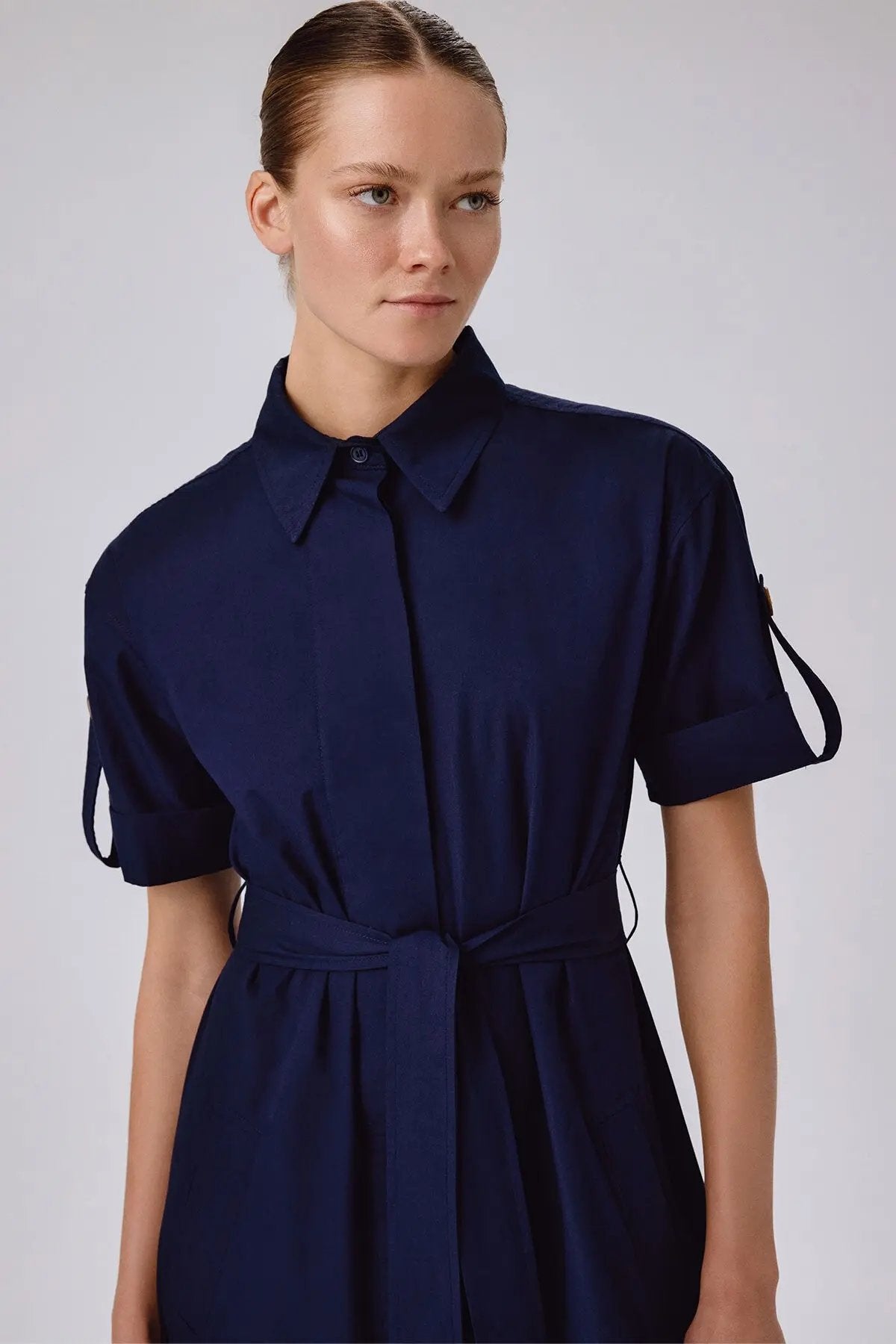 Lacivert Gömlek Yaka Kısa Kollu Uzun Elbise  Mısırlı 1951