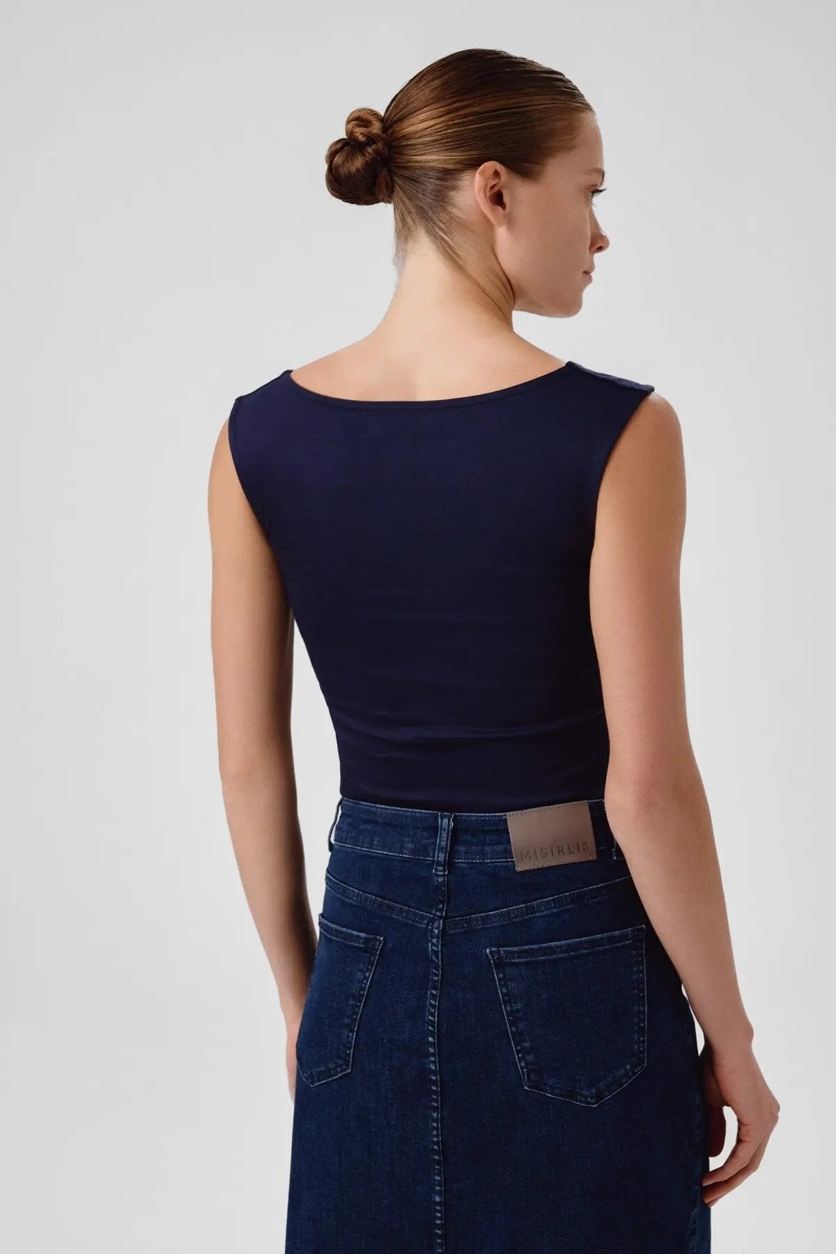 Lacivert Oval Yaka Kolsuz Bluz  Mısırlı 1951