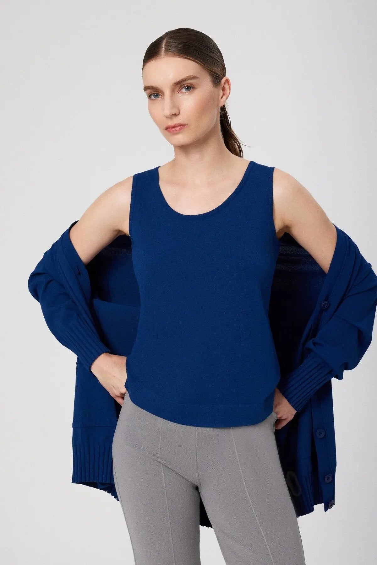 Lacivert Yuvarlak Yaka Kolsuz Kadın Atlet  Mısırlı 1951