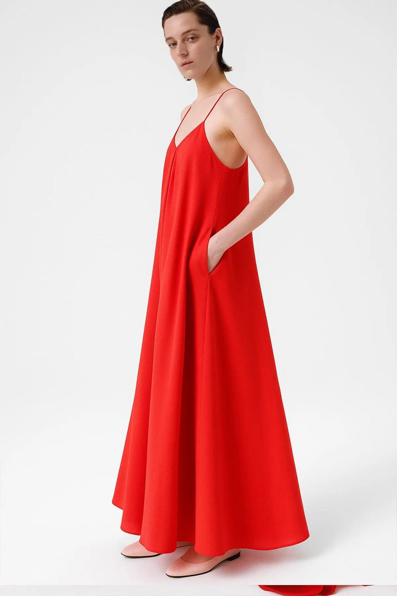 Nar Çiçeği İnce Askılı V Yaka Uzun Elbise