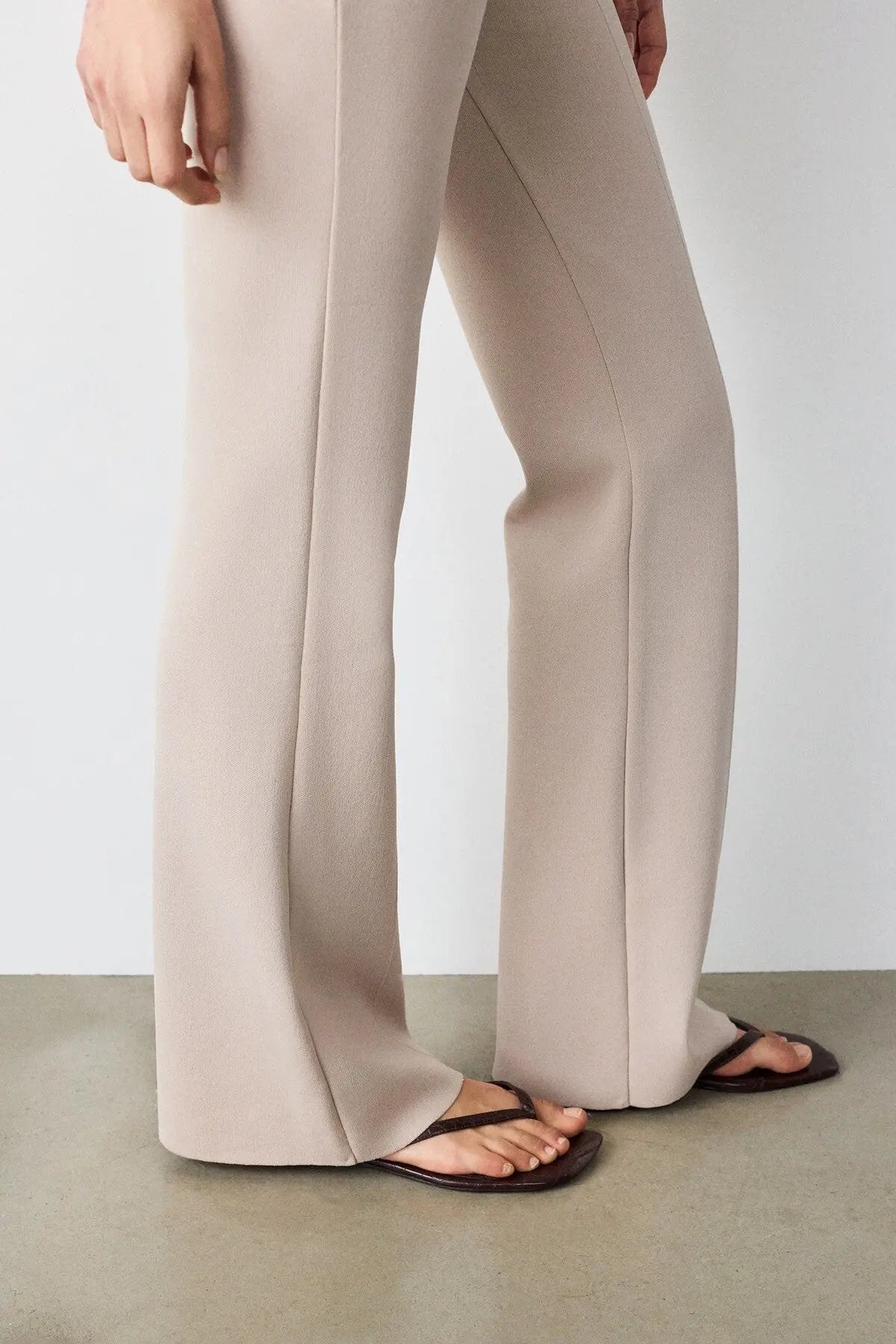 Nervürlü İspanyol Paça Beige Kadın Pantolon  Mısırlı 1951