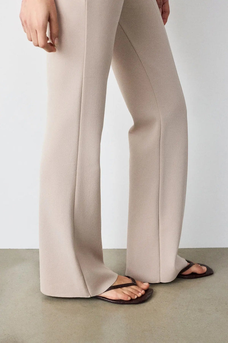 Nervürlü İspanyol Paça Beige Kadın Pantolon