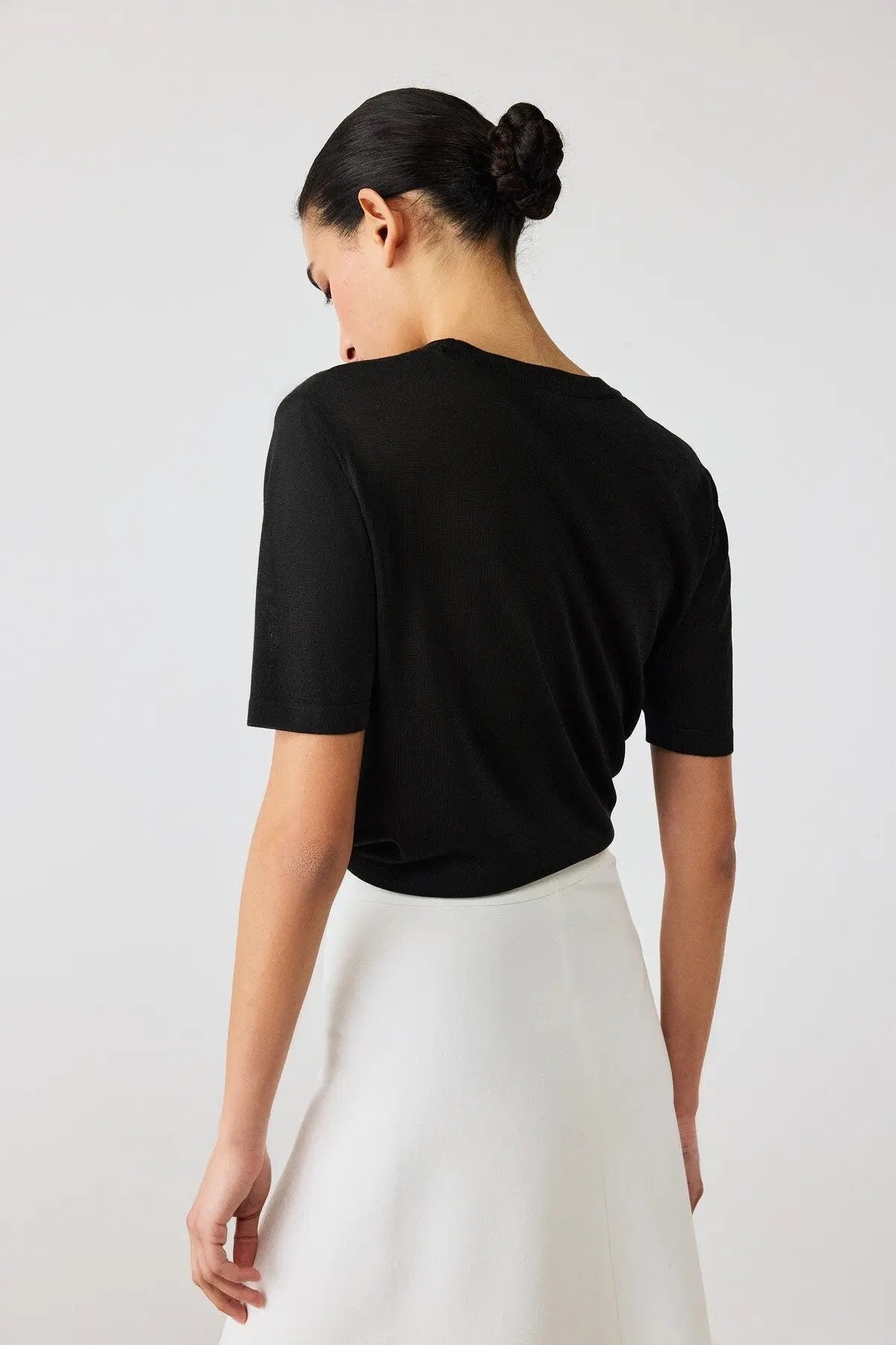 Siyah Kısa Kollu Triko Kadın Tişört  Mısırlı 1951