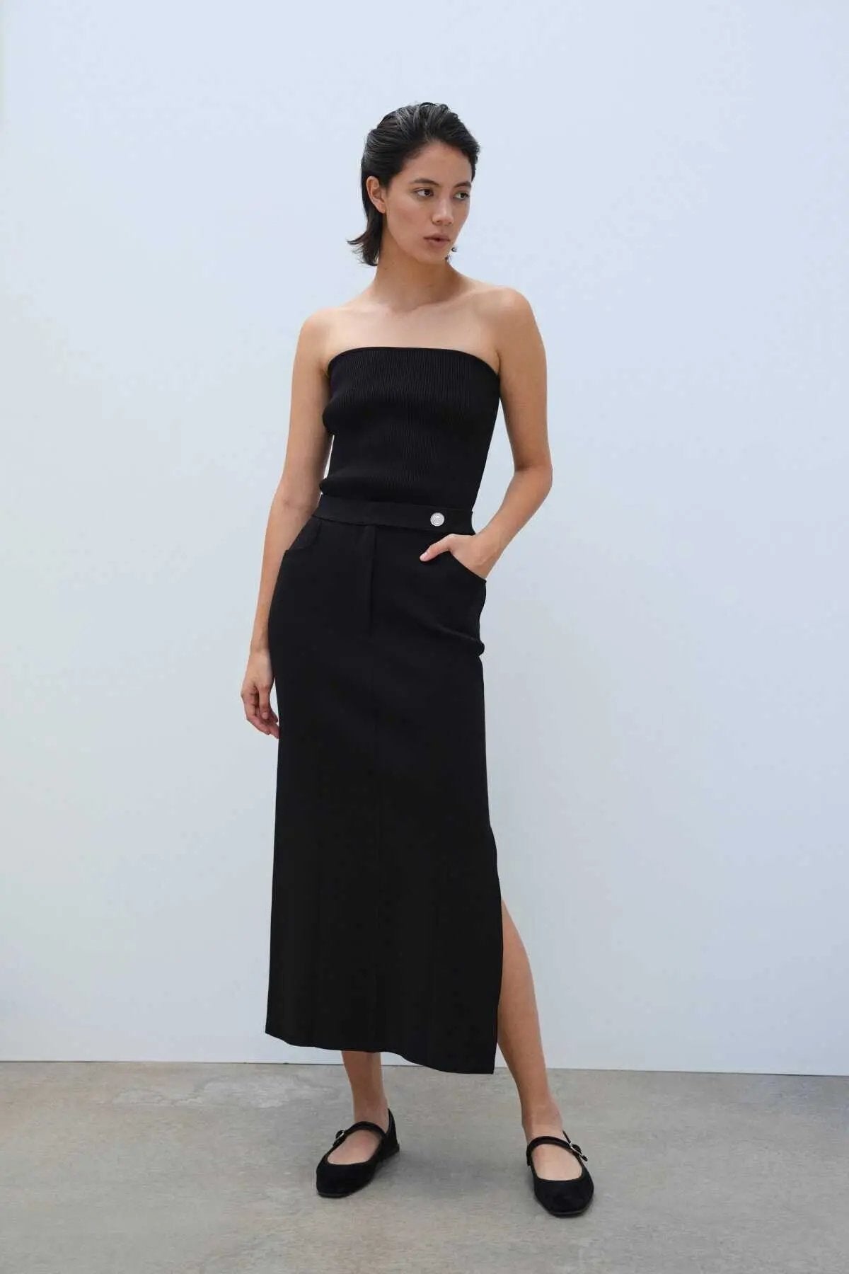 Siyah Yırtmaç Detaylı Uzun Triko Etek  Mısırlı 1951