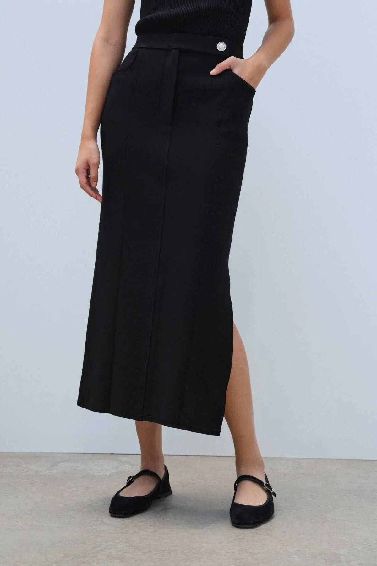 Siyah Yırtmaç Detaylı Uzun Triko Etek  Mısırlı 1951