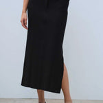 Siyah Yırtmaç Detaylı Uzun Triko Etek  Mısırlı 1951