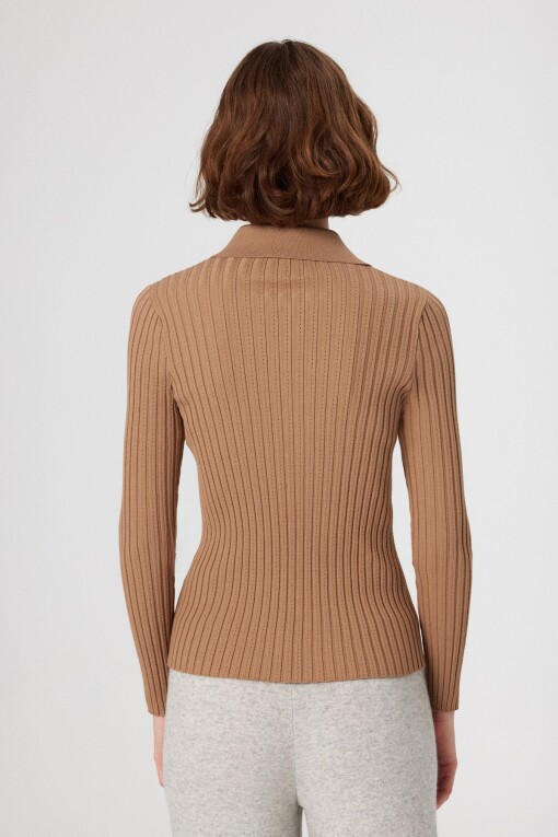 Caramel Ribbed Buttoned Women's Cardigan - Triko Mısırlı