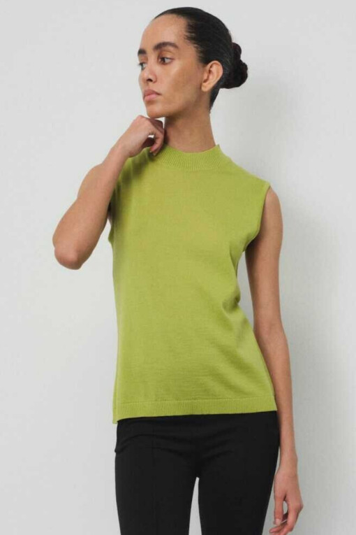 Green Half High Neck Sleeveless Knit Blouse - Triko Mısırlı