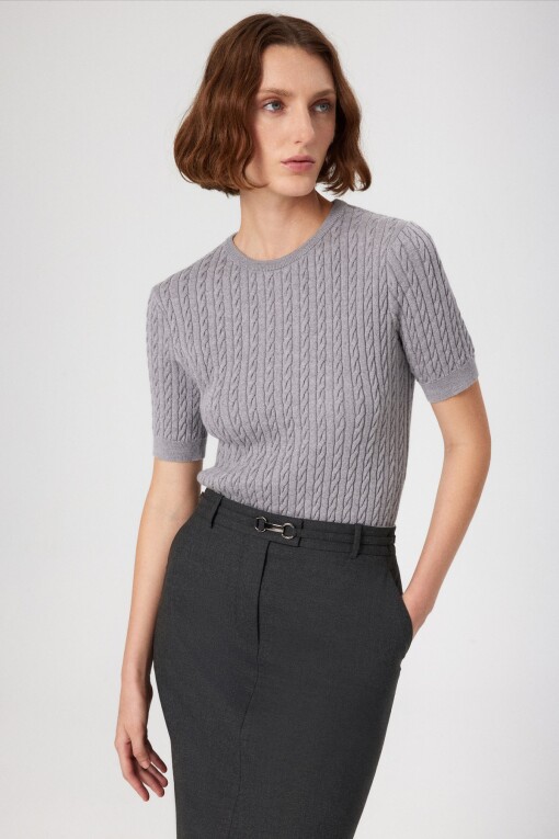 Light Grey Cable Knit Short Sleeve Women's Sweater 