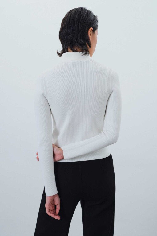 Ecru Shirt Collar Slim Fit Knit Women’s Cardigan - Triko Mısırlı